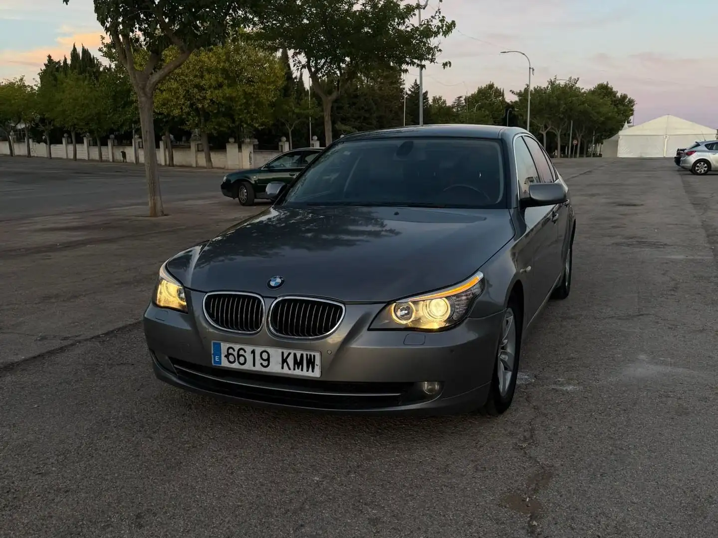 BMW 525 525d Touring Plateado - 2