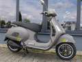 Vespa GTS 300 Supertech - Keyless - Tech - alle Farben - thumbnail 9