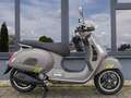 Vespa GTS 300 Supertech - Keyless - Tech - alle Farben - thumbnail 1