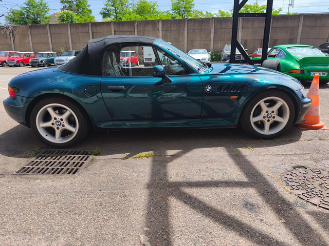 BMW Z3 roadster 2.8 litres 193 ch
