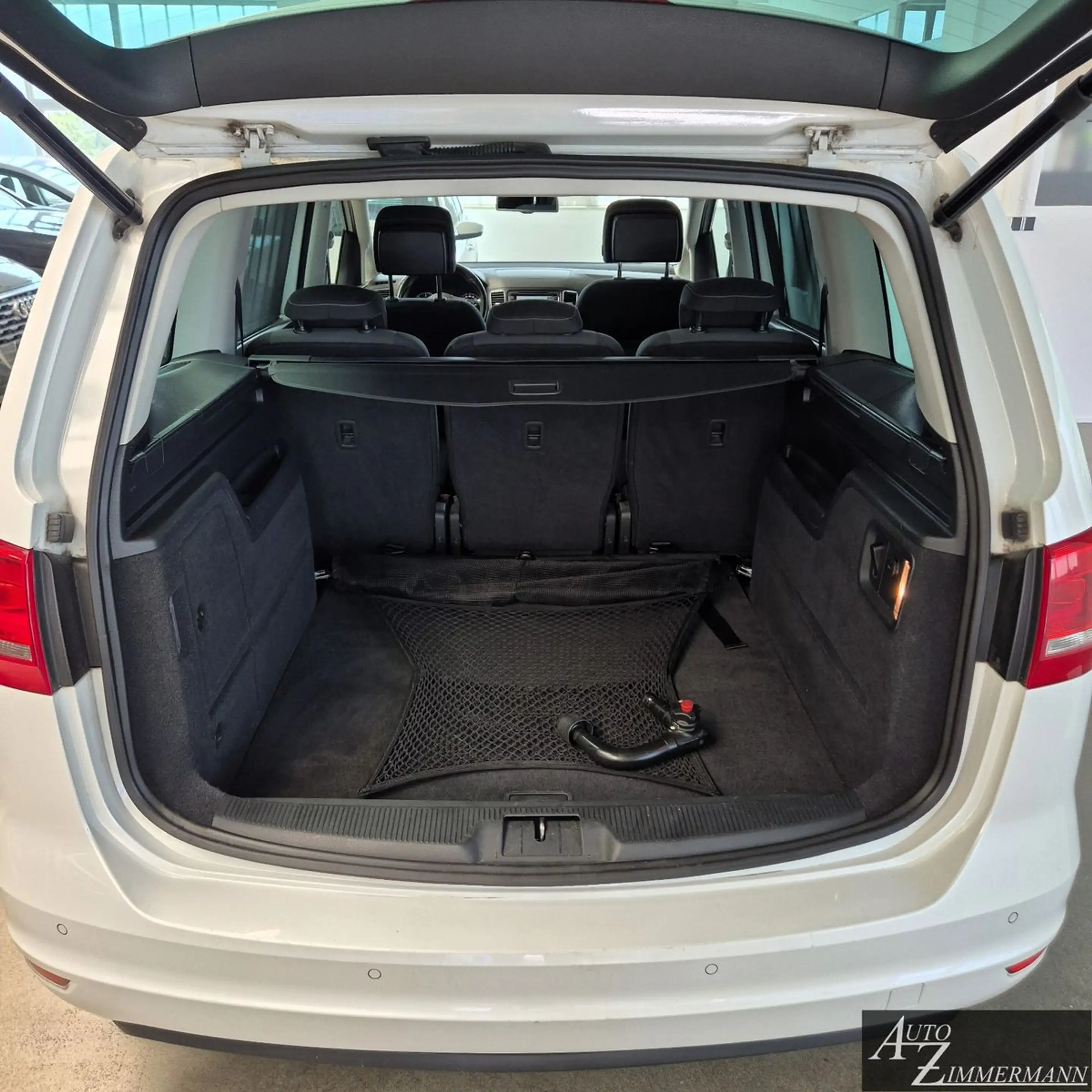 Volkswagen Sharan 2,0TDI DSG Navi*XEN*Standheiz*Kamera*AHK — photo 11