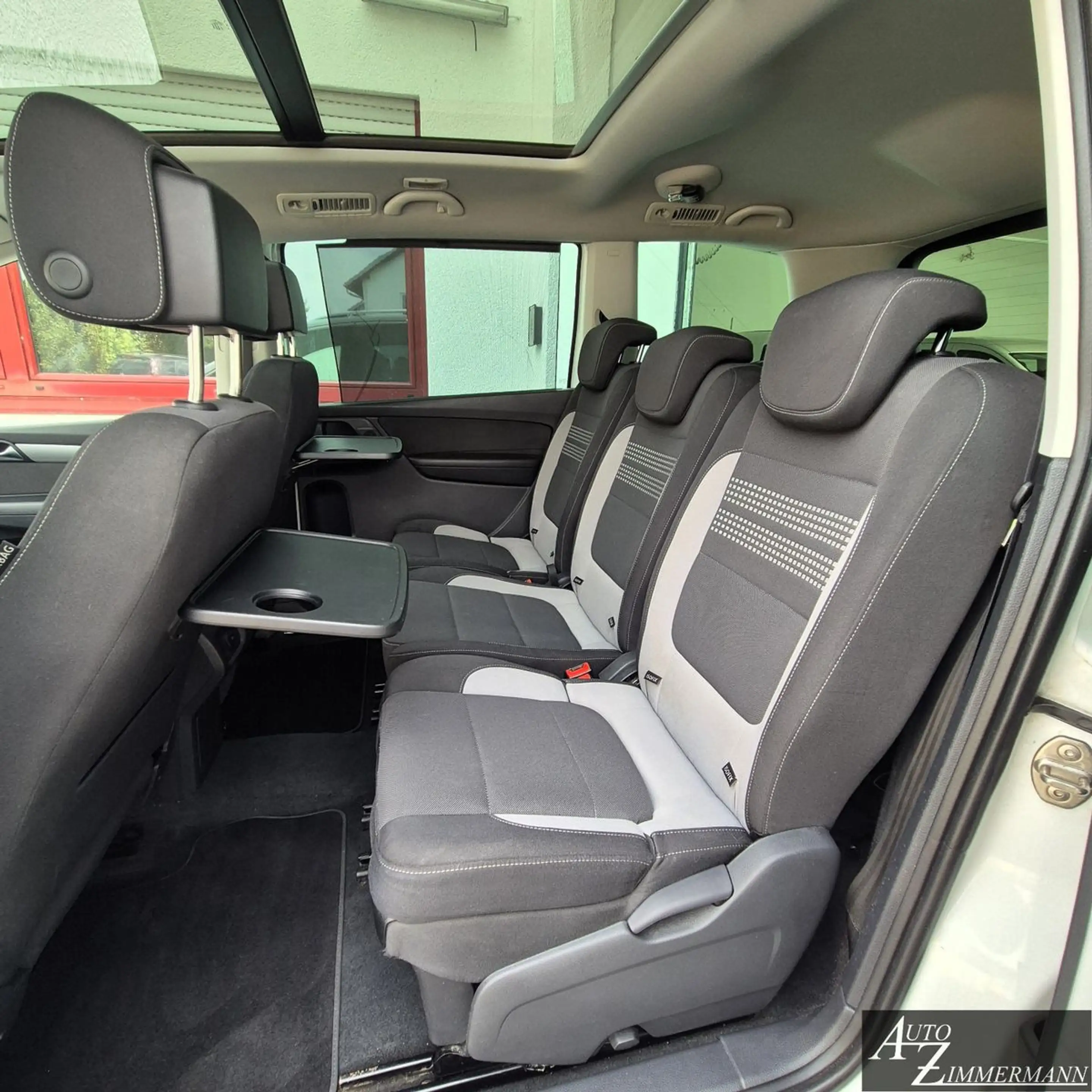 Volkswagen Sharan 2,0TDI DSG Navi*XEN*Standheiz*Kamera*AHK — photo 10