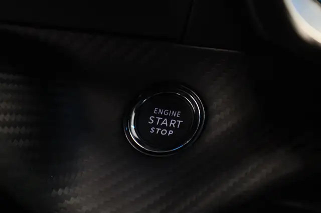 Peugeot E-2008 view 15