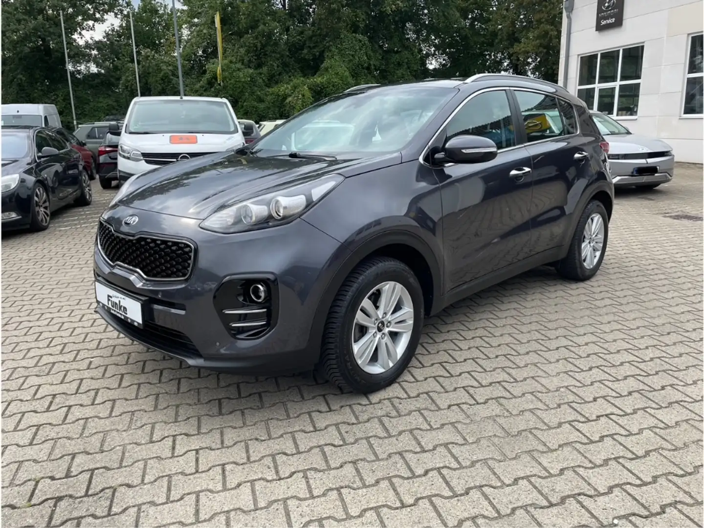 Kia Sportage Vision Navi+Sitz-LenkradHZG+Rückfkam+Allwetter Gris - 1
