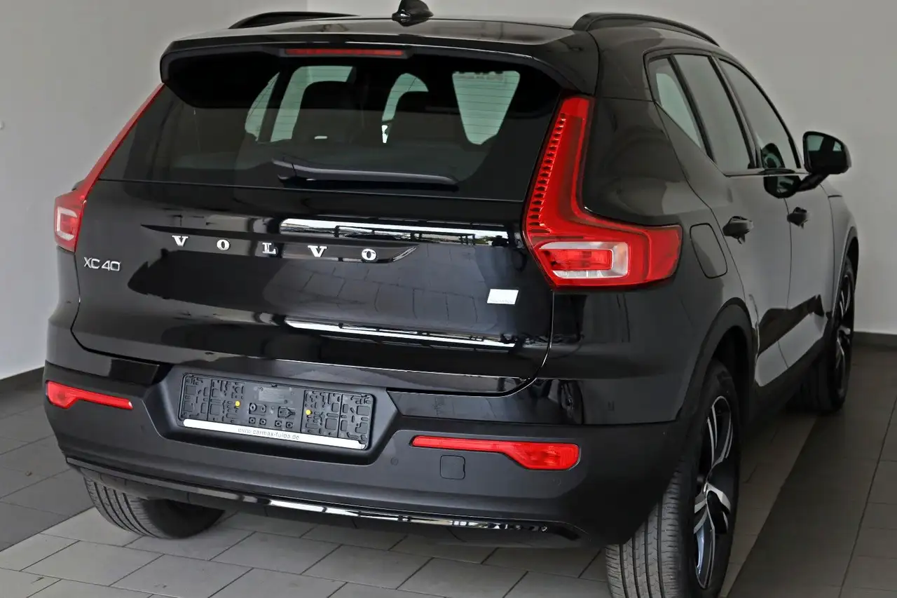 Volvo XC40 R Design T.Leder,Navi,LED,Kamera,Apple CarP, миниатюра 2