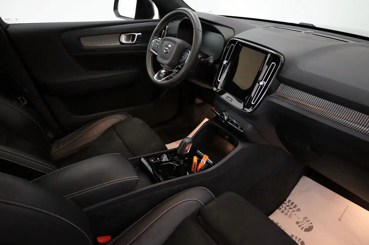 Volvo XC40 R Design T.Leder,Navi,LED,Kamera,Apple CarP, миниатюра 3