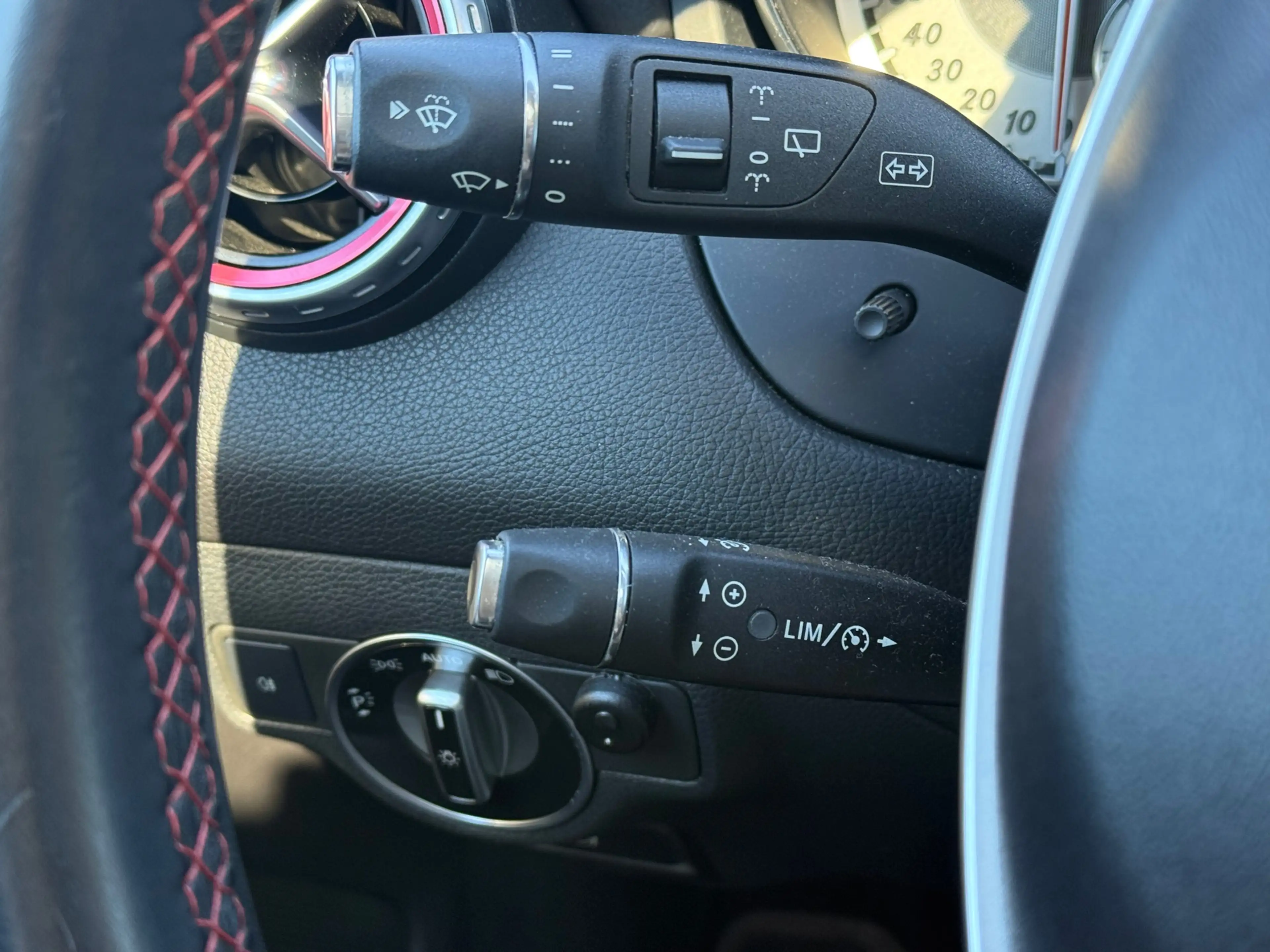 Mercedes-Benz GLA 250 4Matic Prestige AMG l Panoramadak l Camera l Clima — photo 26