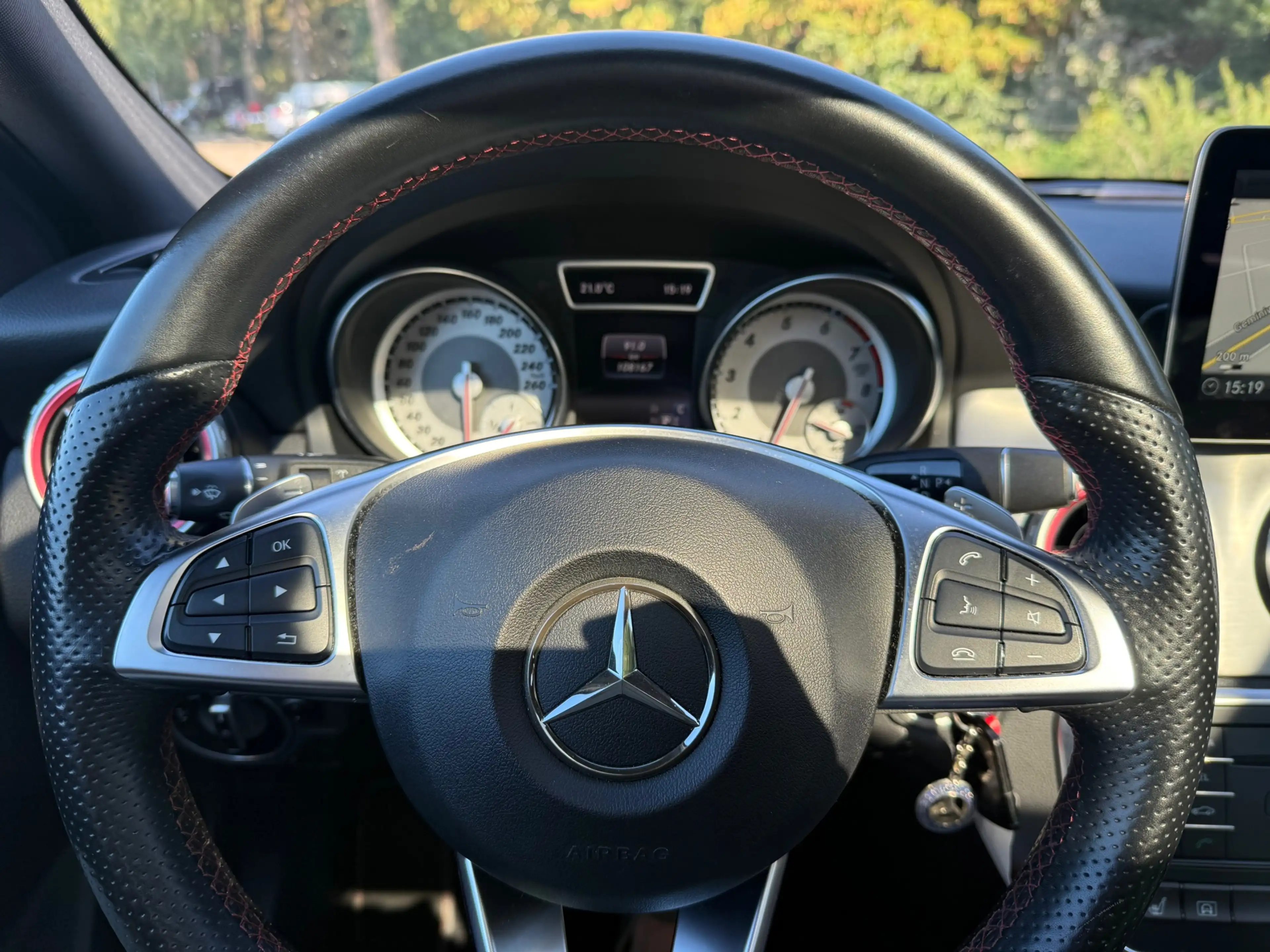 Mercedes-Benz GLA 250 4Matic Prestige AMG l Panoramadak l Camera l Clima — photo 22