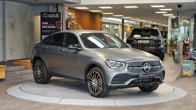 Mercedes-Benz GLC view 16
