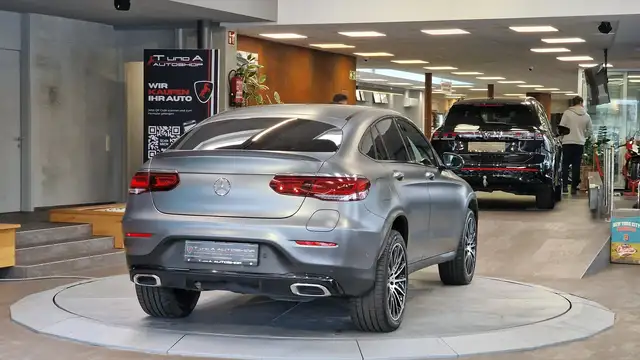 Mercedes-Benz GLC view 10