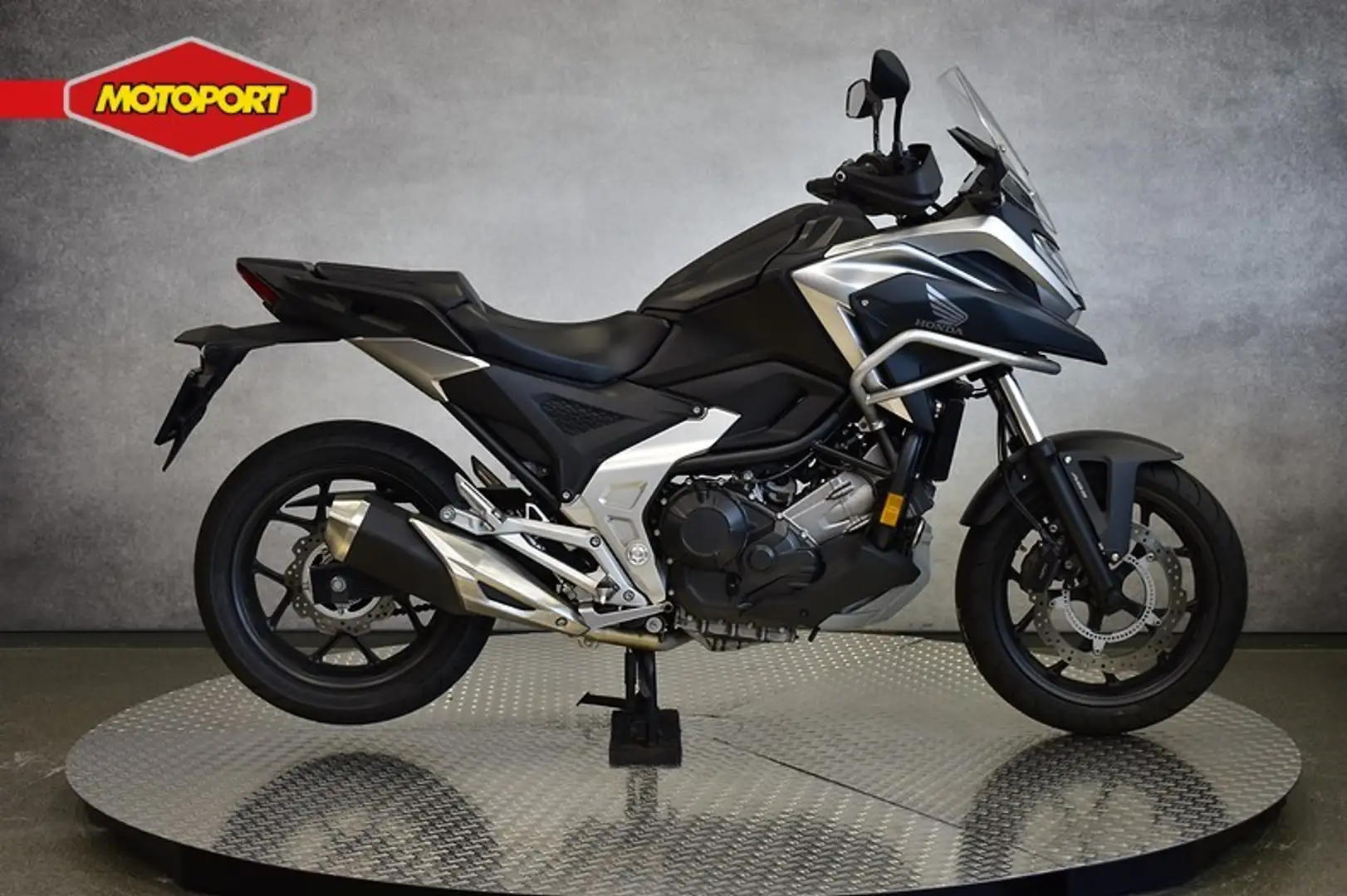 Honda NC 750 X Zwart - 1