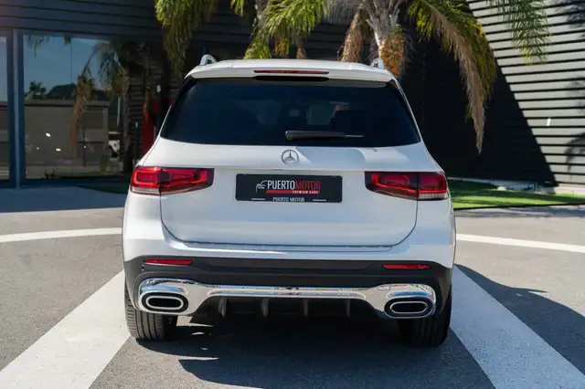 Mercedes-Benz GLB view 5