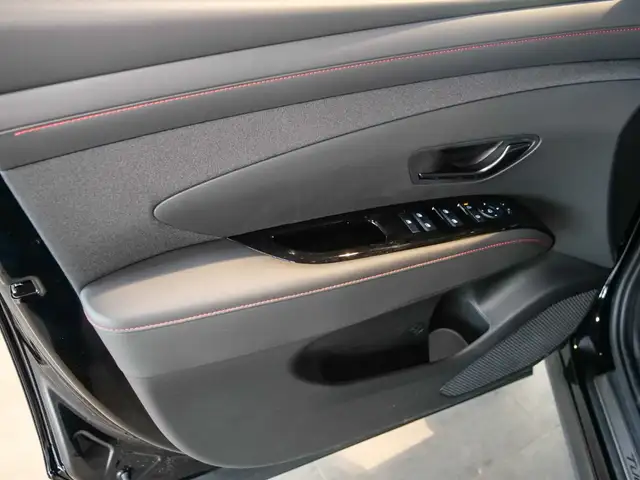 Hyundai Tucson view 18