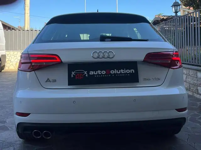 Audi A3 view 4