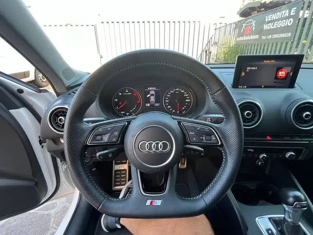 Audi A3 view 9