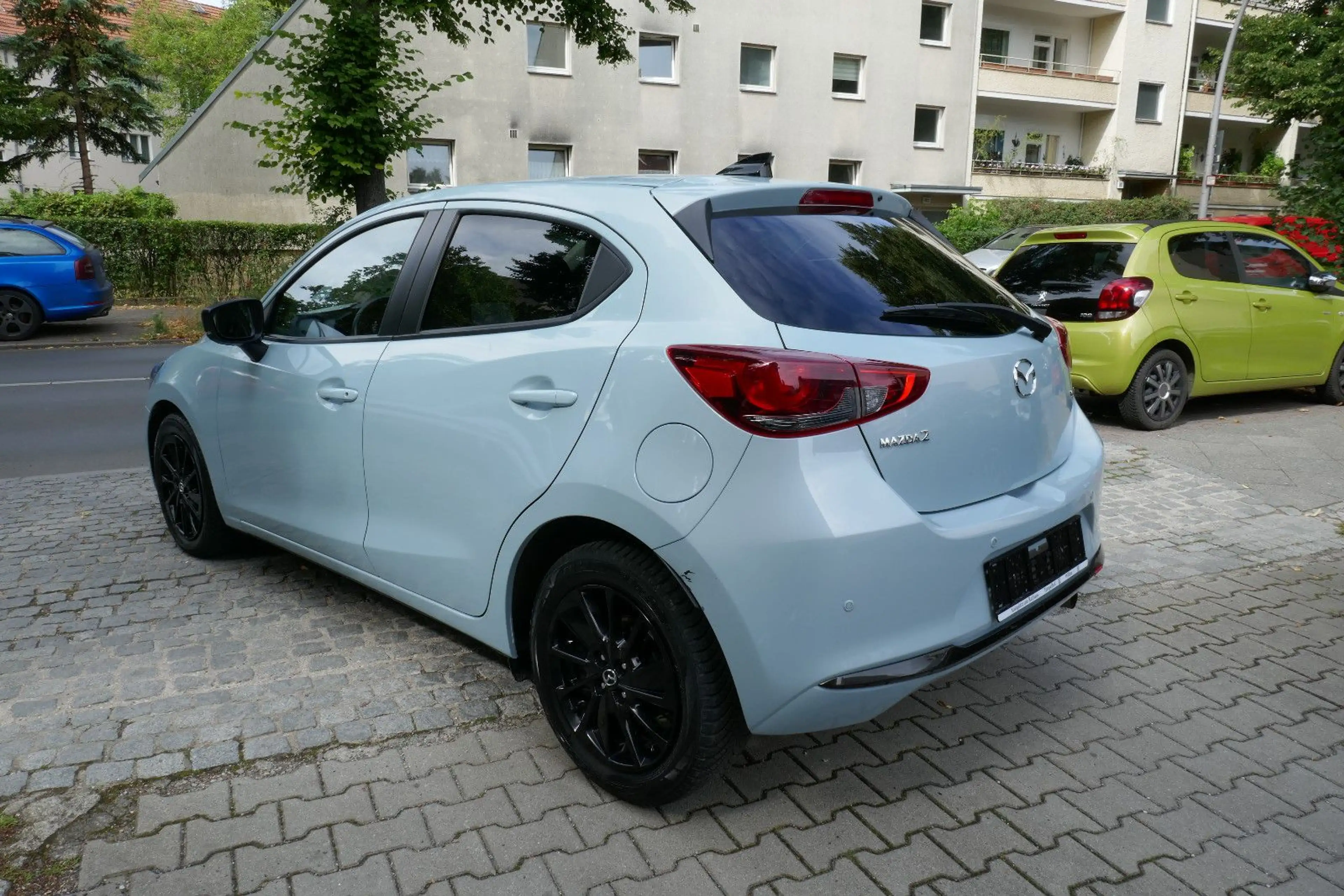 Mazda 2 Lim. Homura, LED, Kamera — photo 9