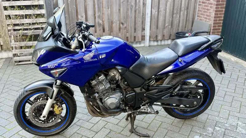 Honda CBF 600 - foto 3