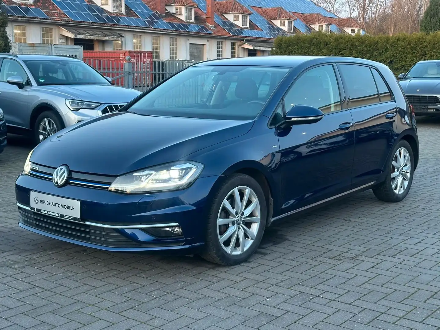 Volkswagen Golf VII Lim. Join Facelift NAVI*SHZ*LED*ACC*PDC Blau - 1