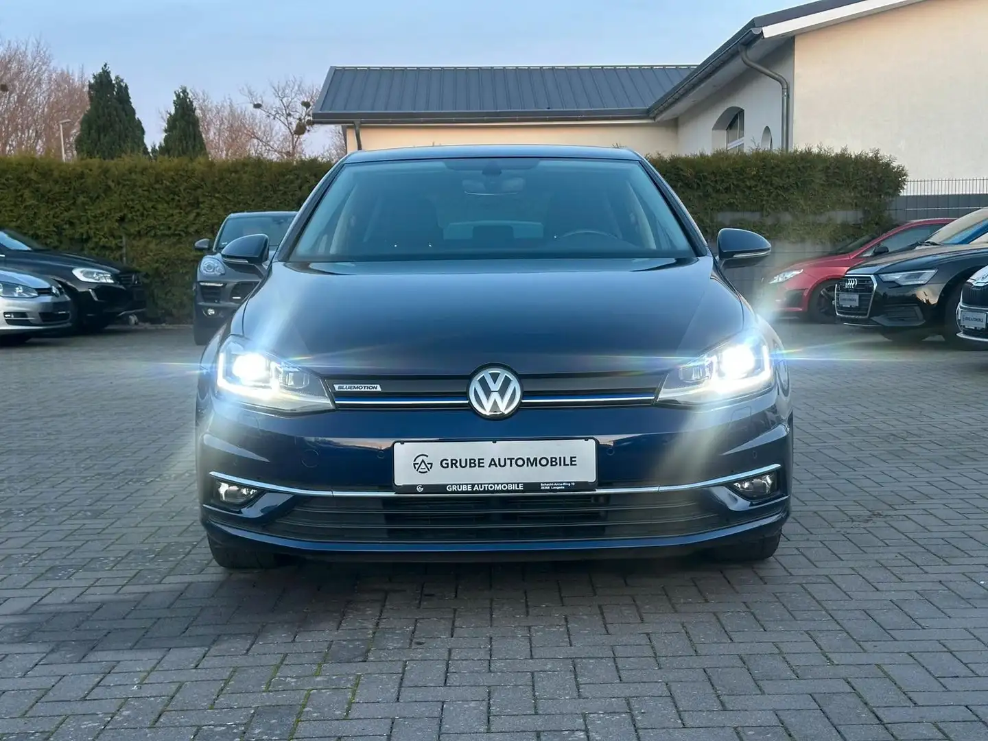 Volkswagen Golf VII Lim. Join Facelift NAVI*SHZ*LED*ACC*PDC Blau - 2