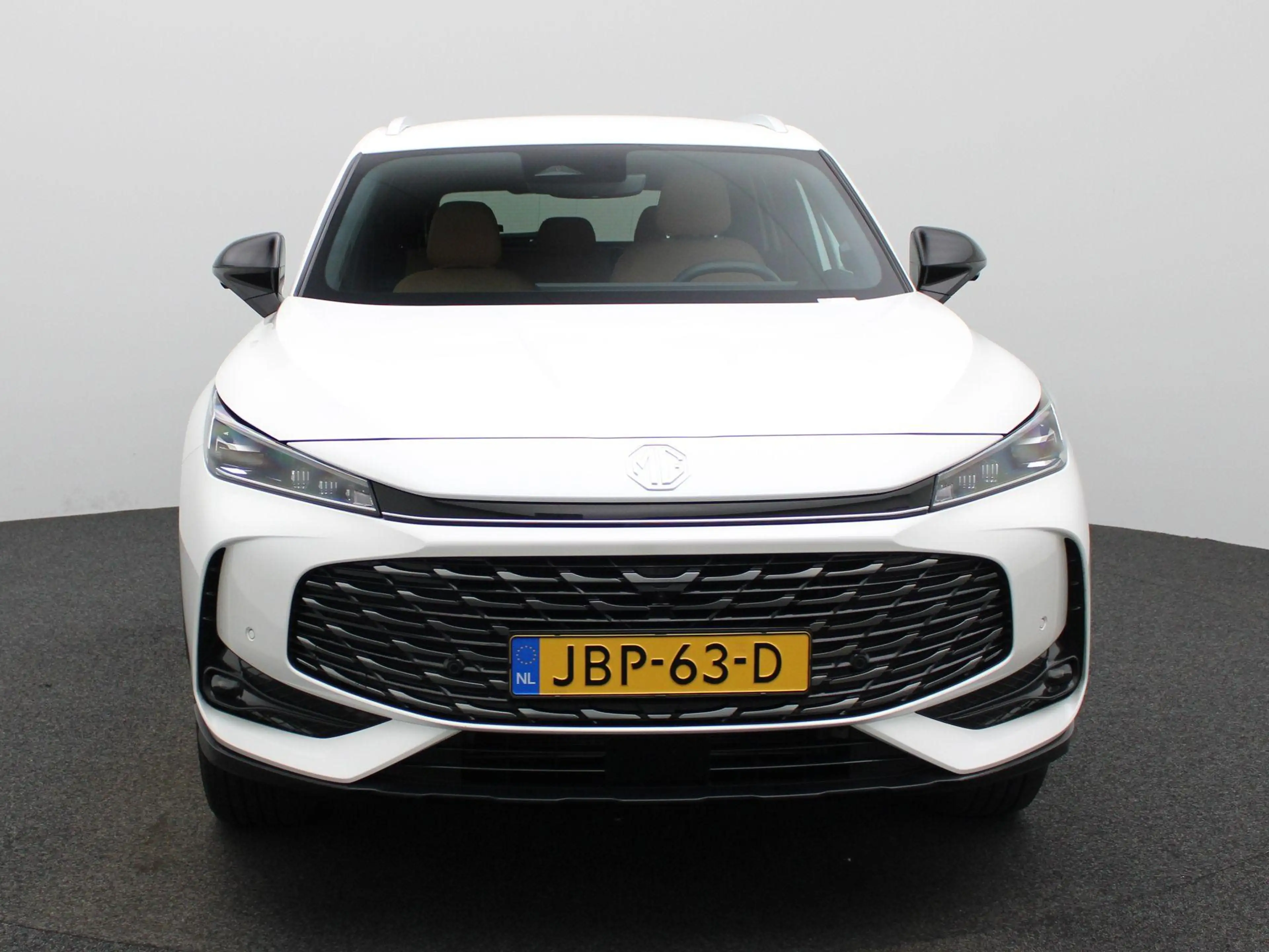 MG HS MG PHEV 1.5 Luxury — photo 3