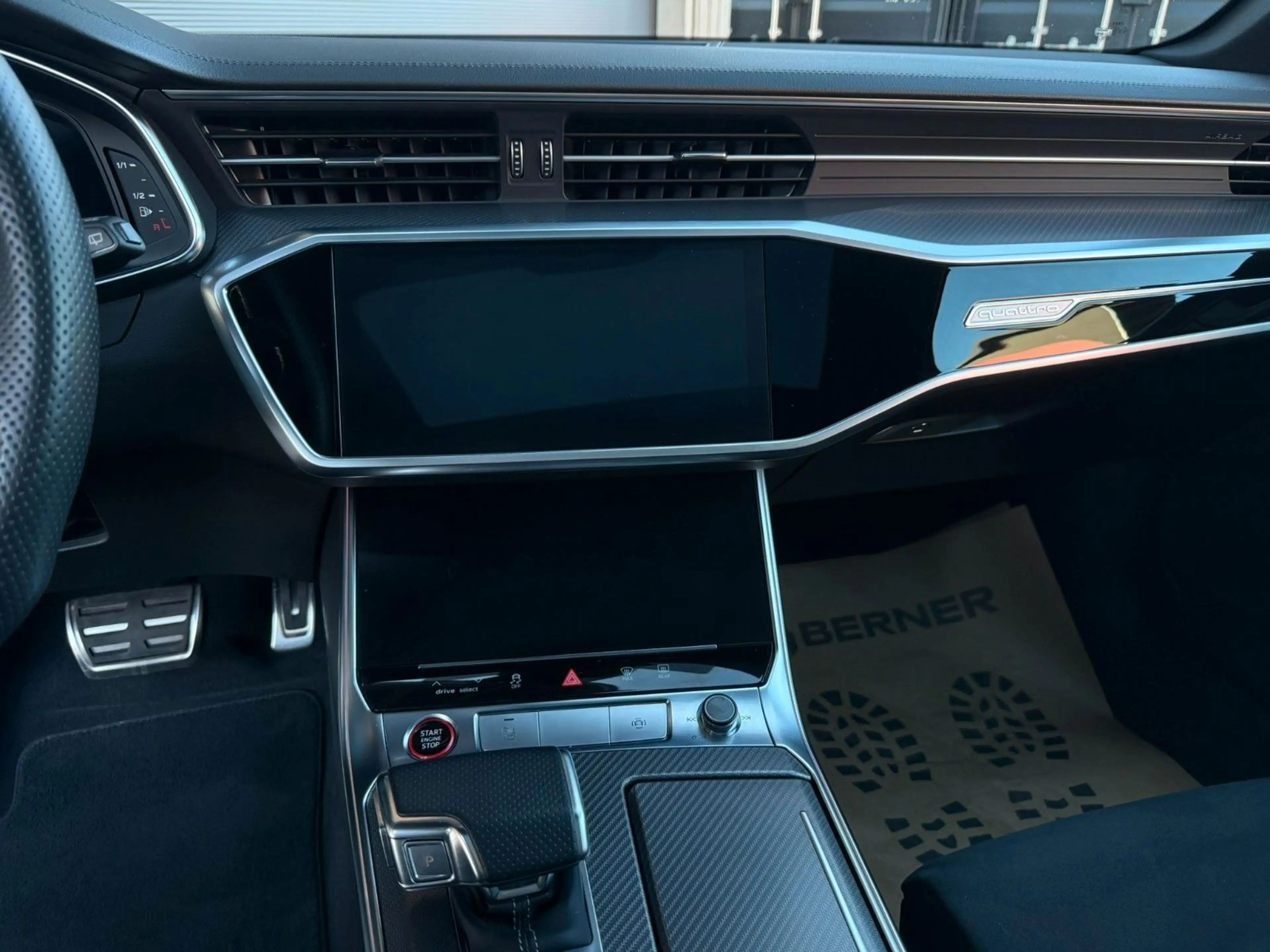Audi RS6 quattro performance *Luft *MwSt. *Pano *B&O — photo 16