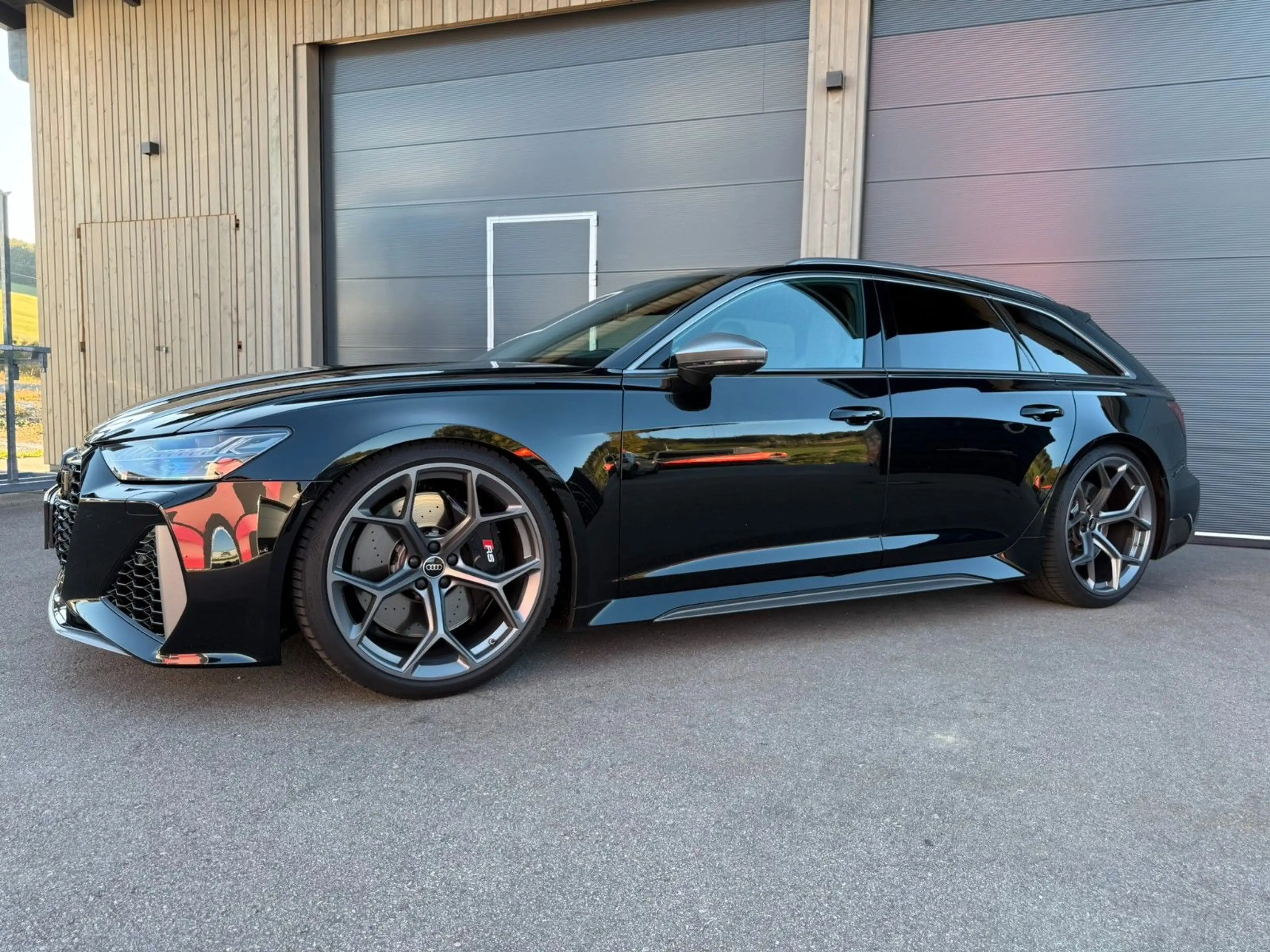 Audi RS6 quattro performance *Luft *MwSt. *Pano *B&O — photo 3