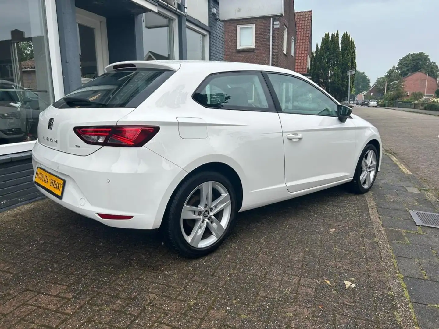SEAT Leon SC 1.2 TSI Style Business/ AUTOMAAT/ CRUISE/ CLIMA - 2
