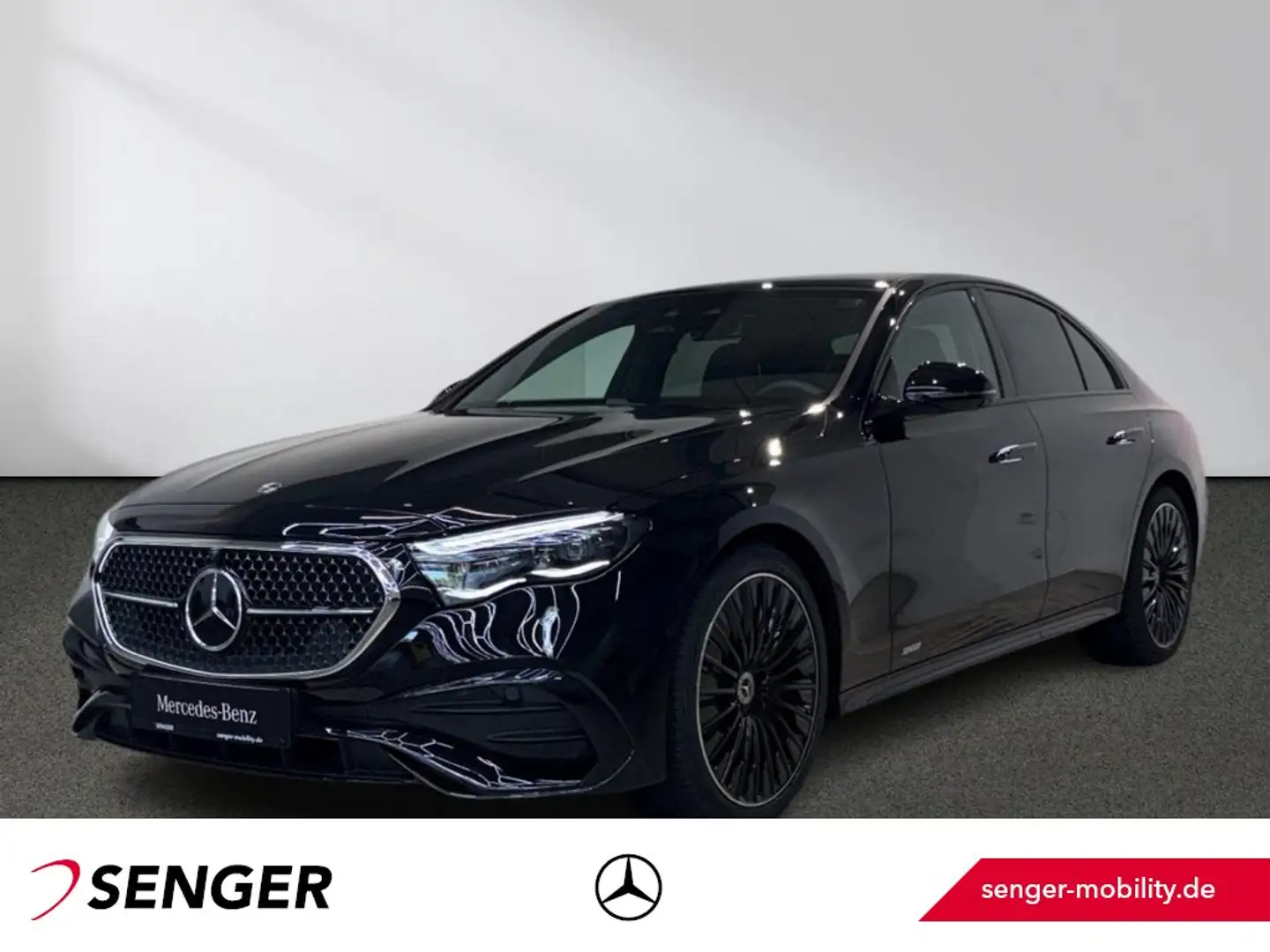 Mercedes-Benz E 450 4M AMG Line Panorama Digital-Light 20" AHK Schwarz - 1
