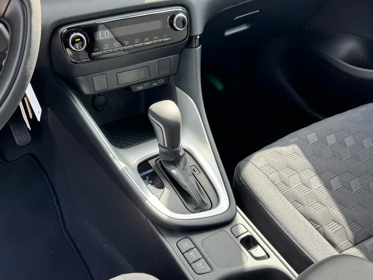 Toyota Yaris 2026 — фото 14