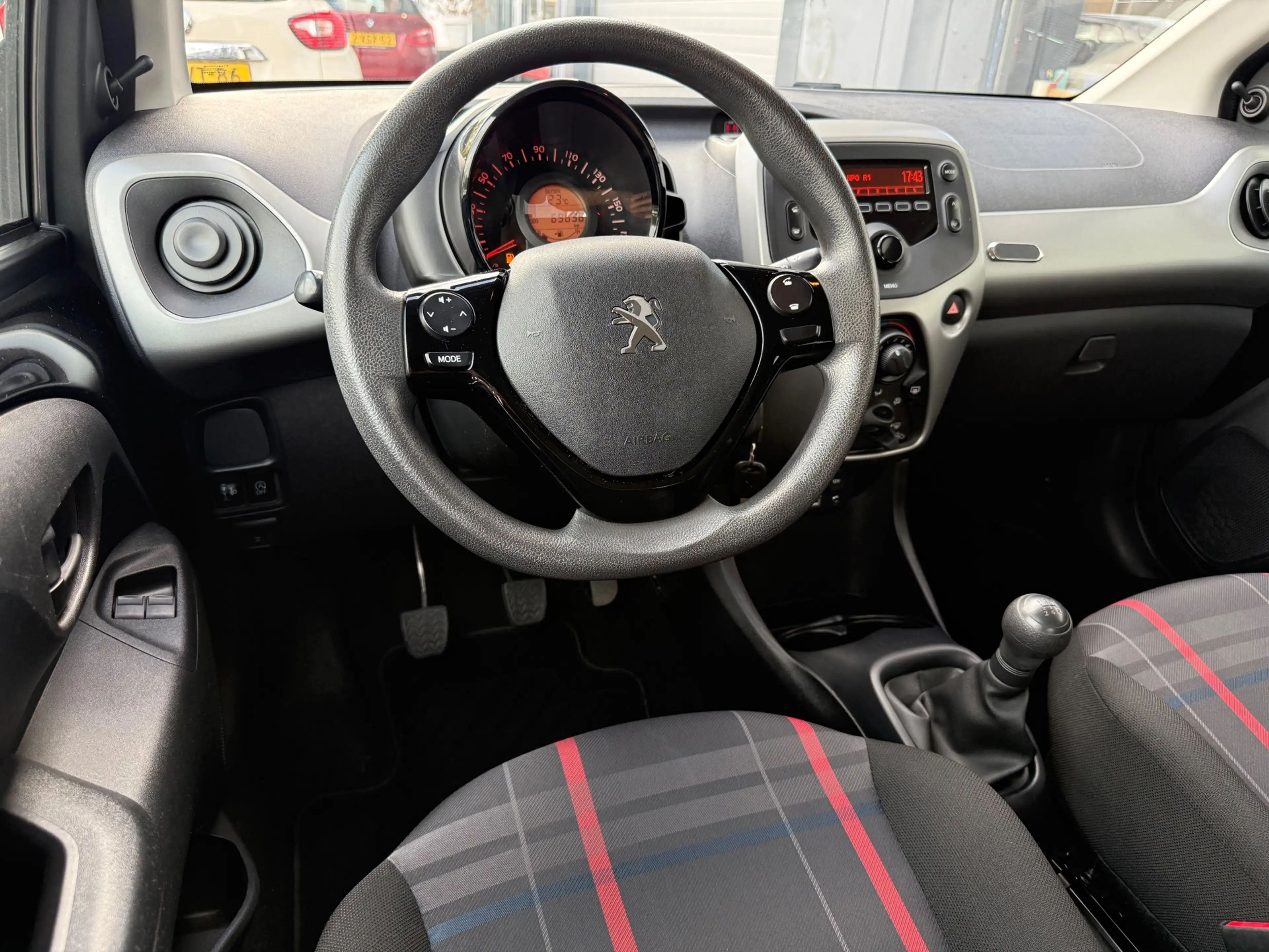 Peugeot 108 1.0 e-VTi Active| CARPLAY| NAP| — photo 3