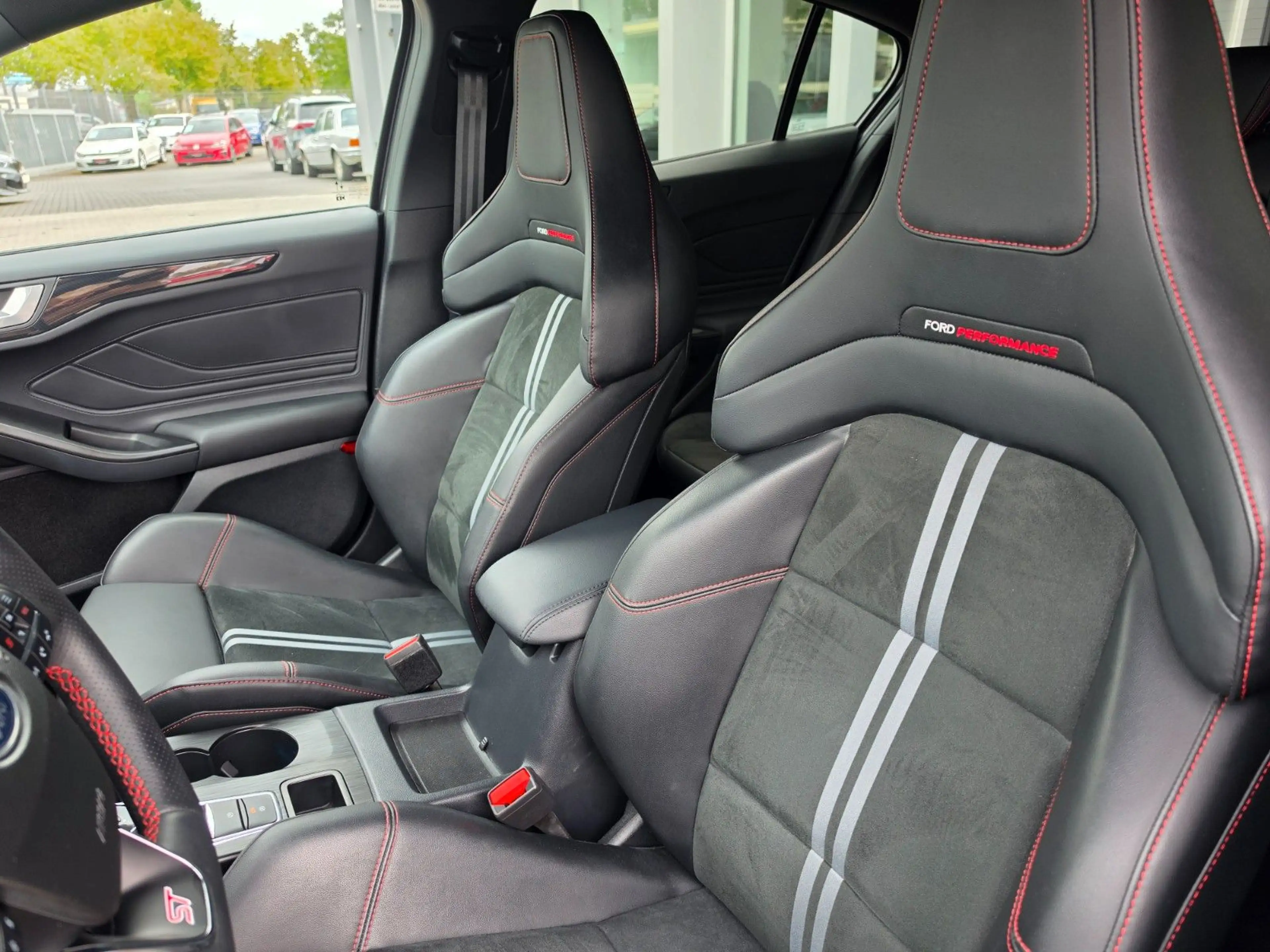 Ford Focus Lim. ST X Performance *1. Hand*Garantie* — photo 12