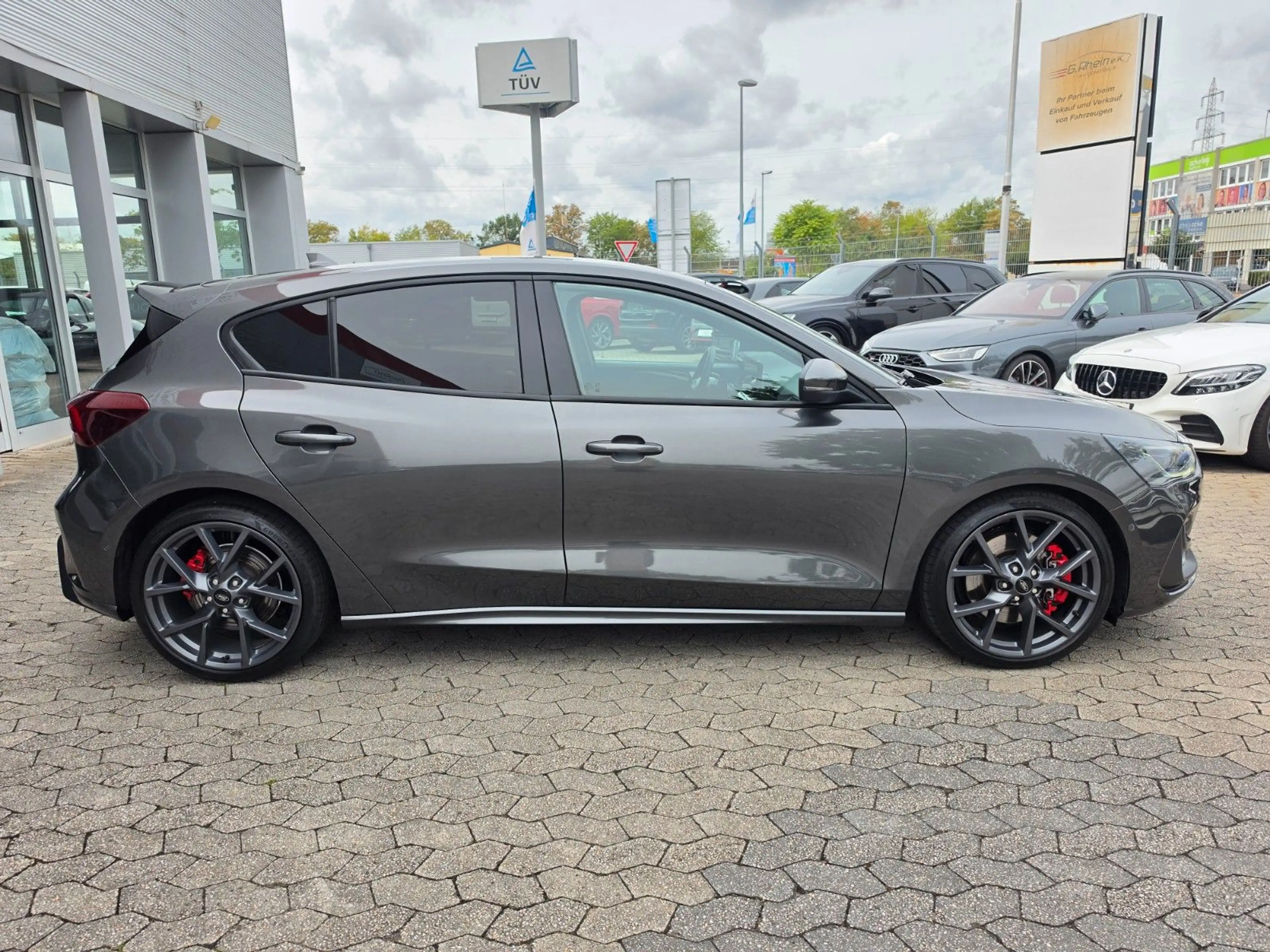 Ford Focus Lim. ST X Performance *1. Hand*Garantie* — photo 7