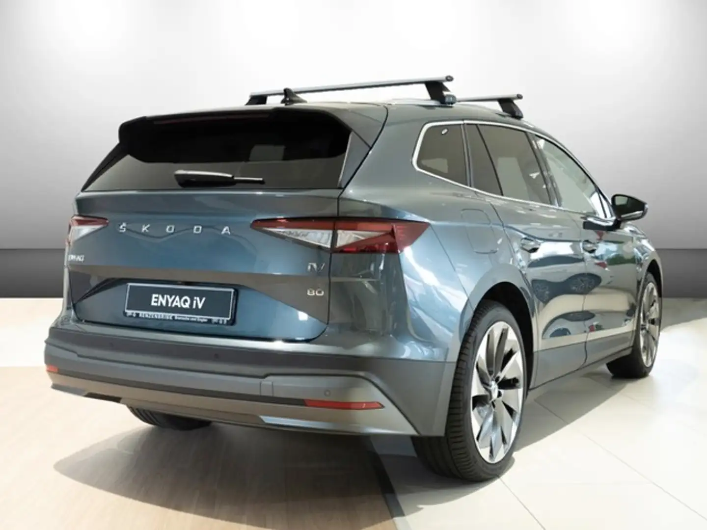 Skoda Enyaq 80 Suite NAVI, MATRIX, AHK, uvm. Grau - 2