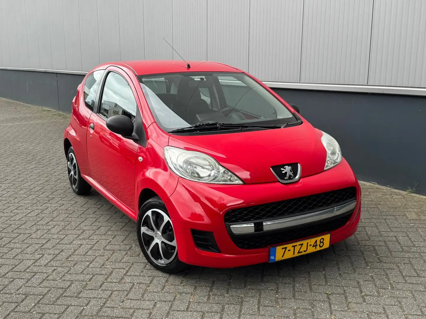 Peugeot 107 1.0-12V XR Nieuwe apk carplay navigatie nieuwe kop Rot - 2