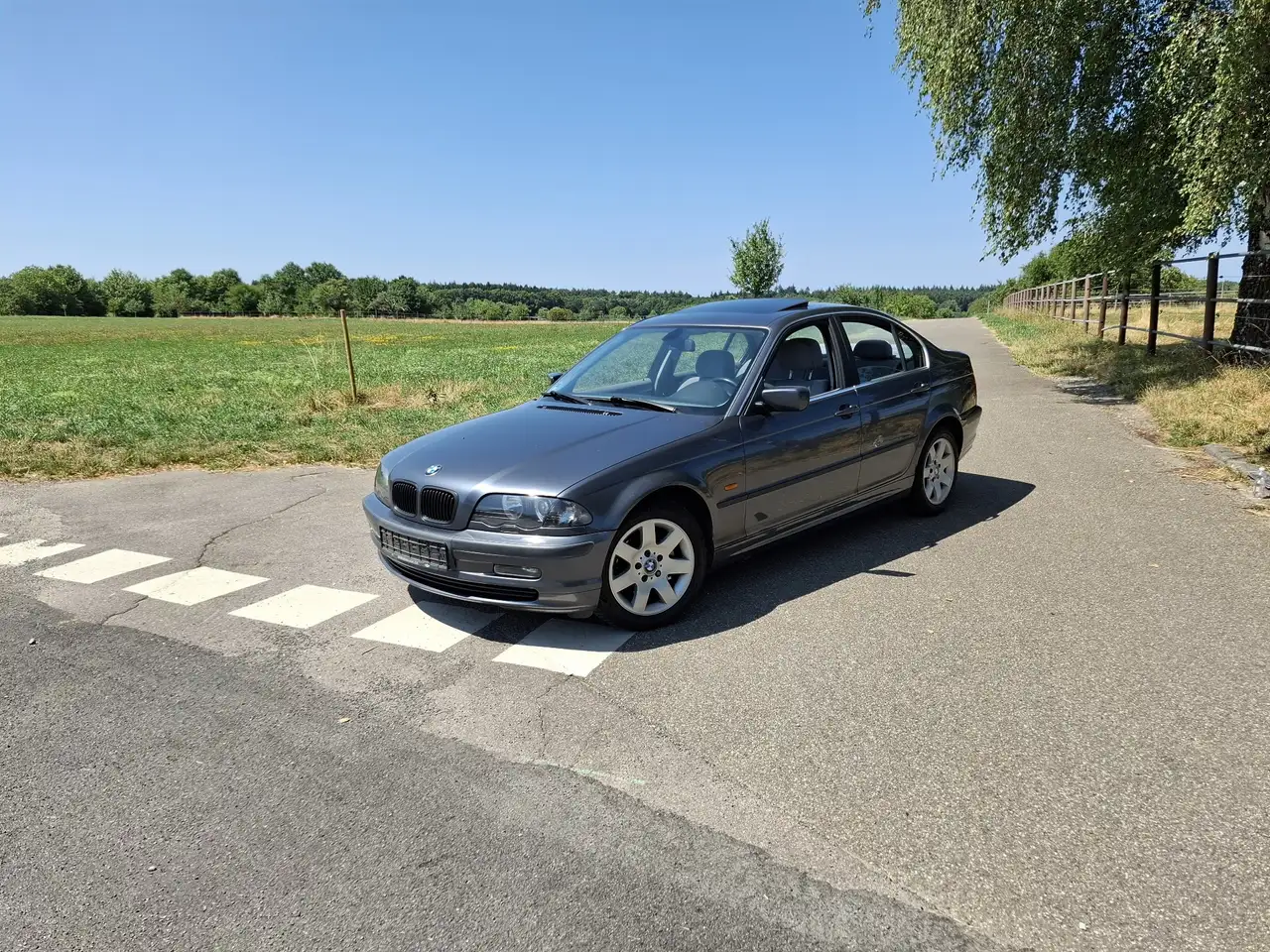 BMW 320i Limo SHZ/Klima/Alu/SHD/int. Kindersitz Fond, foto 1