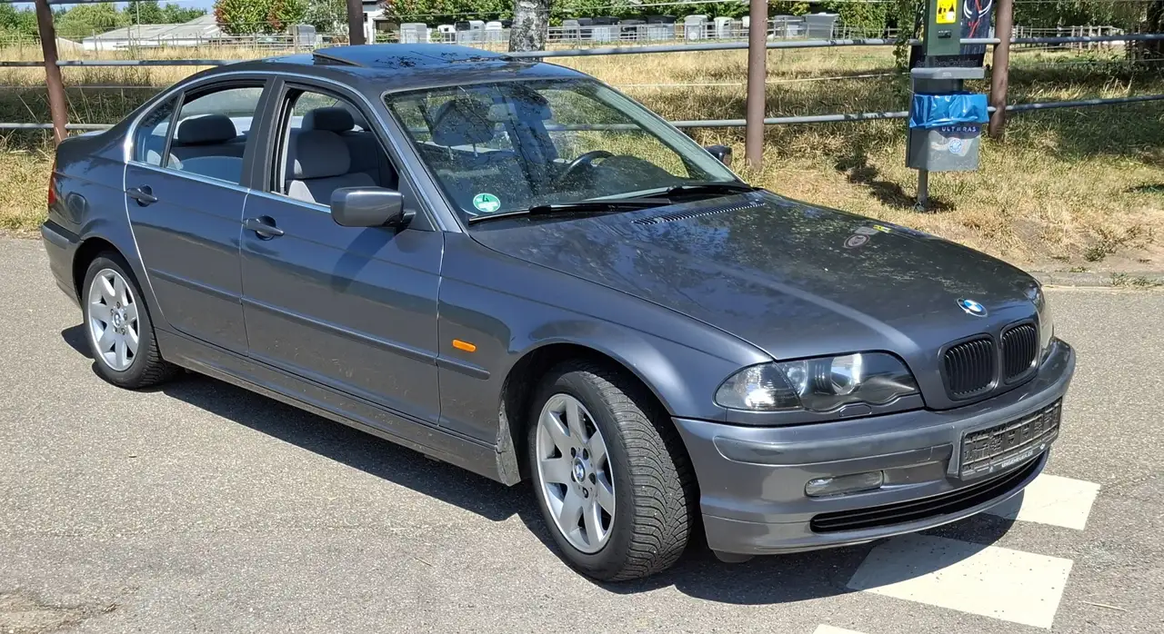 BMW 320i Limo SHZ/Klima/Alu/SHD/int. Kindersitz Fond, foto 5