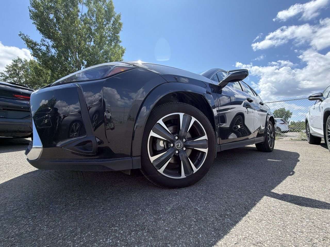 2025 Lexus UX UX 300h Premium / Cuir / Toit ouvrant / Camera — снимка 1