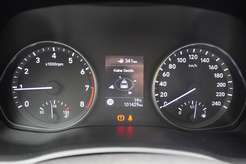Hyundai i30 1.0 T-GDI Trend Navi Tempomat Kamera PDC USB — photo 15