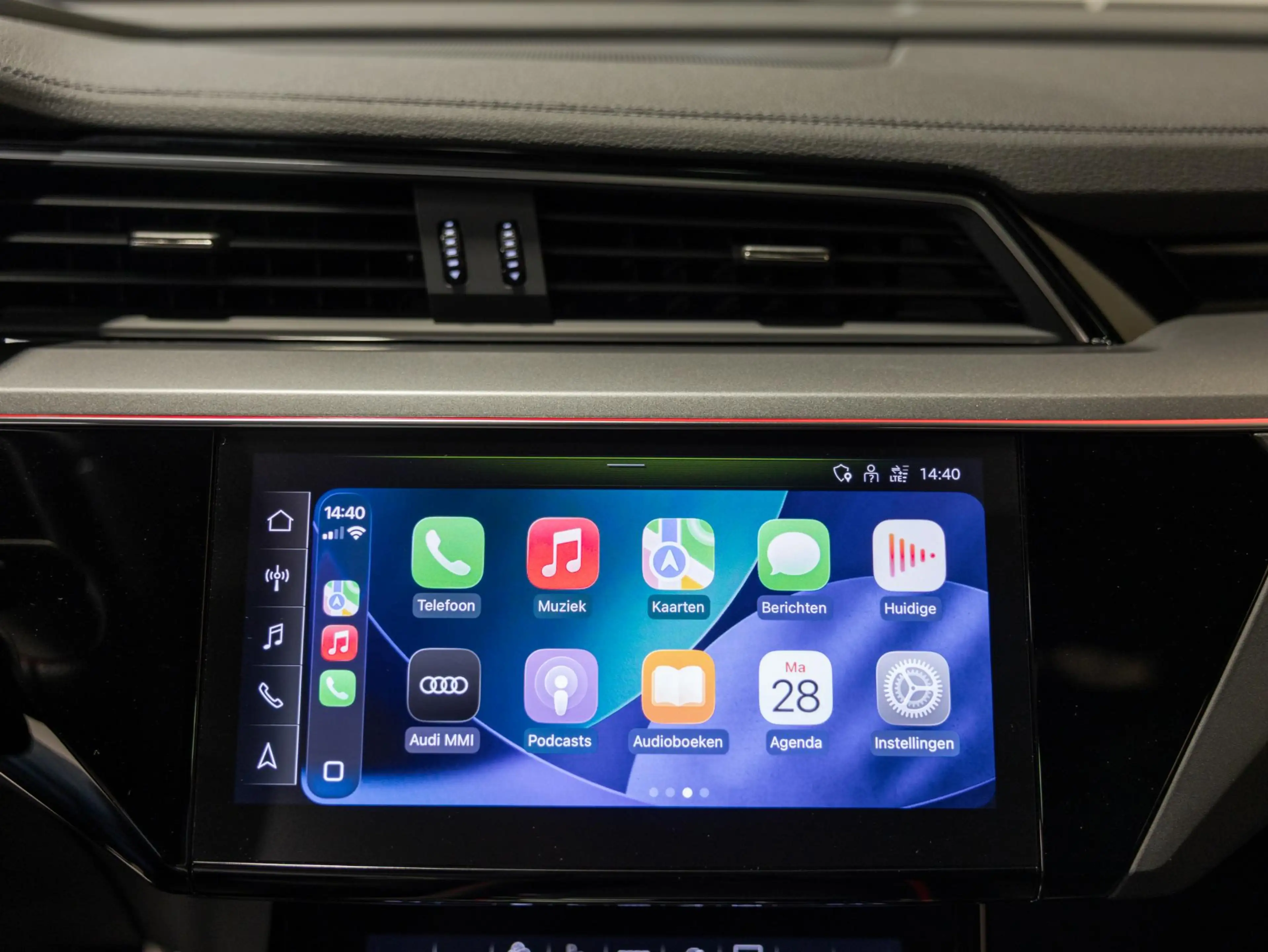 Audi Q8 e-tron Sportback 50 quattro S-Line Edition 95 kWh SOH 90% — photo 38