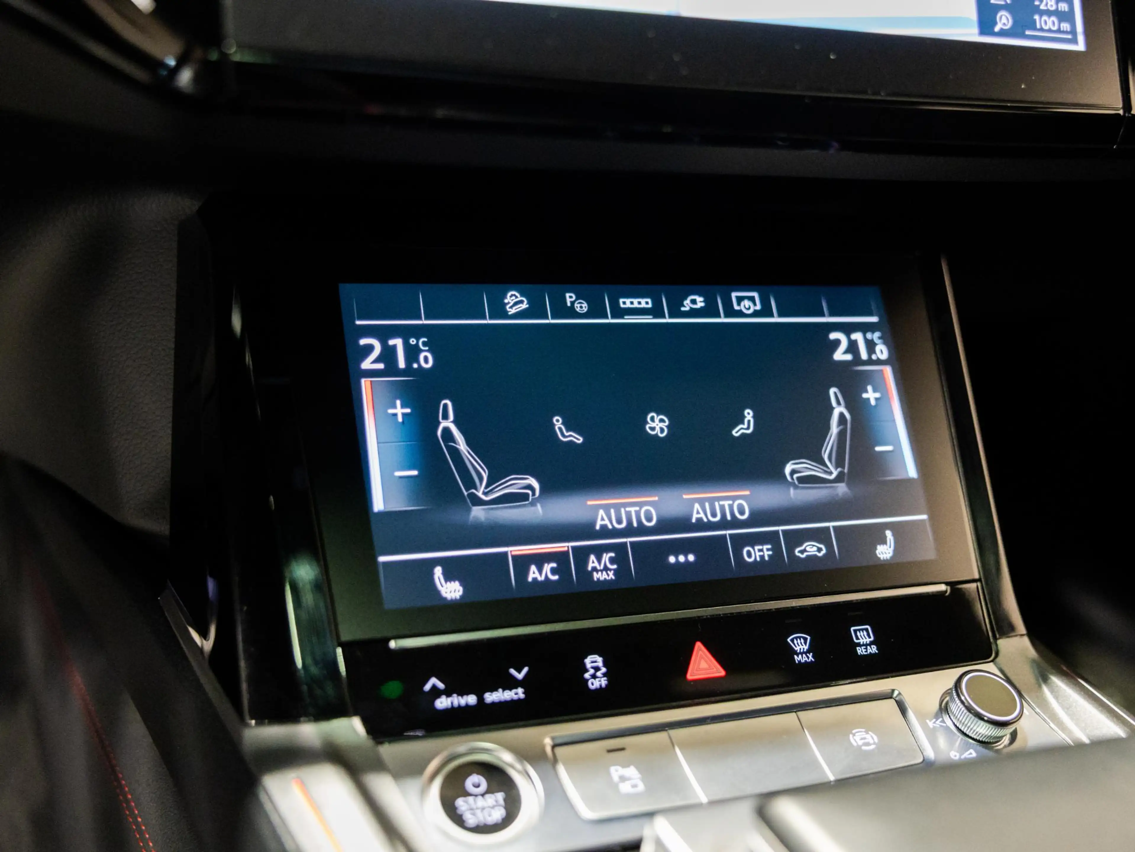Audi Q8 e-tron Sportback 50 quattro S-Line Edition 95 kWh SOH 90% — photo 40