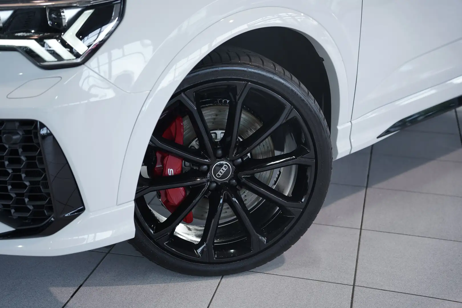 Audi RS Q3 q. Sportback 2.H *21 *RS-AGA *Schale *Pano Weiß - 2