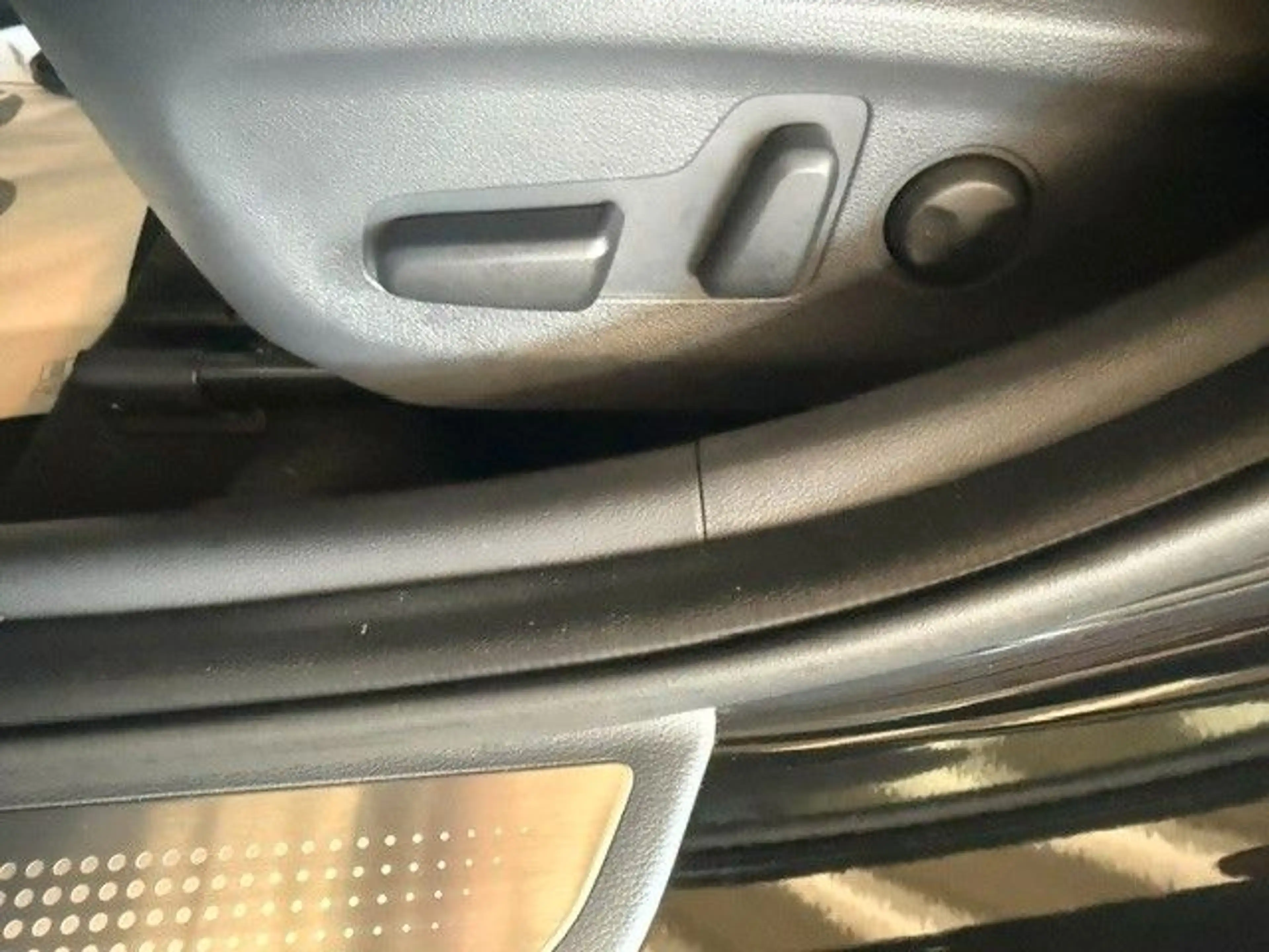 Hyundai IONIQ Ioniq Trend Plug-In Hybrid- RFK-Leder — photo 13
