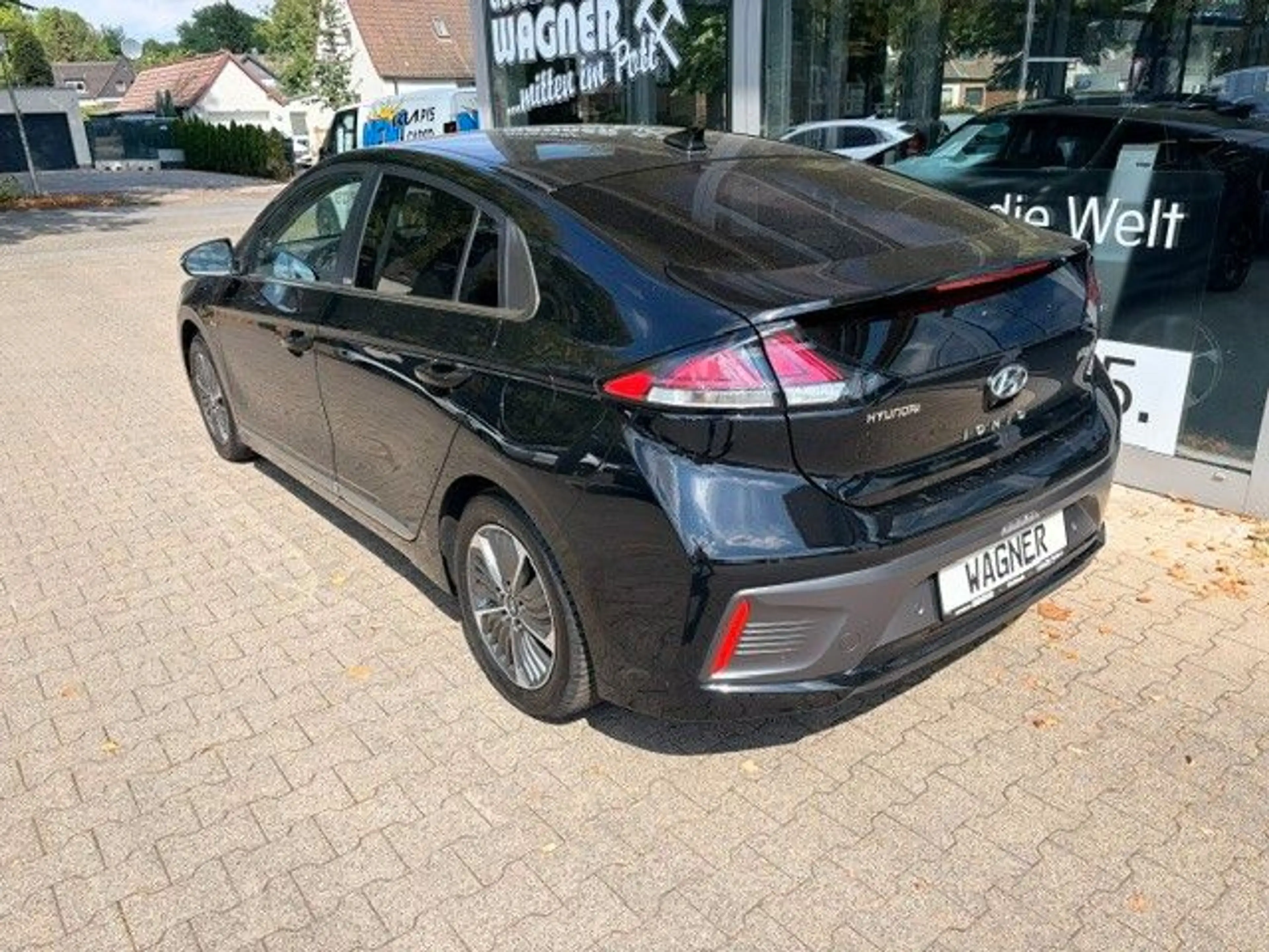 Hyundai IONIQ Ioniq Trend Plug-In Hybrid- RFK-Leder — photo 5