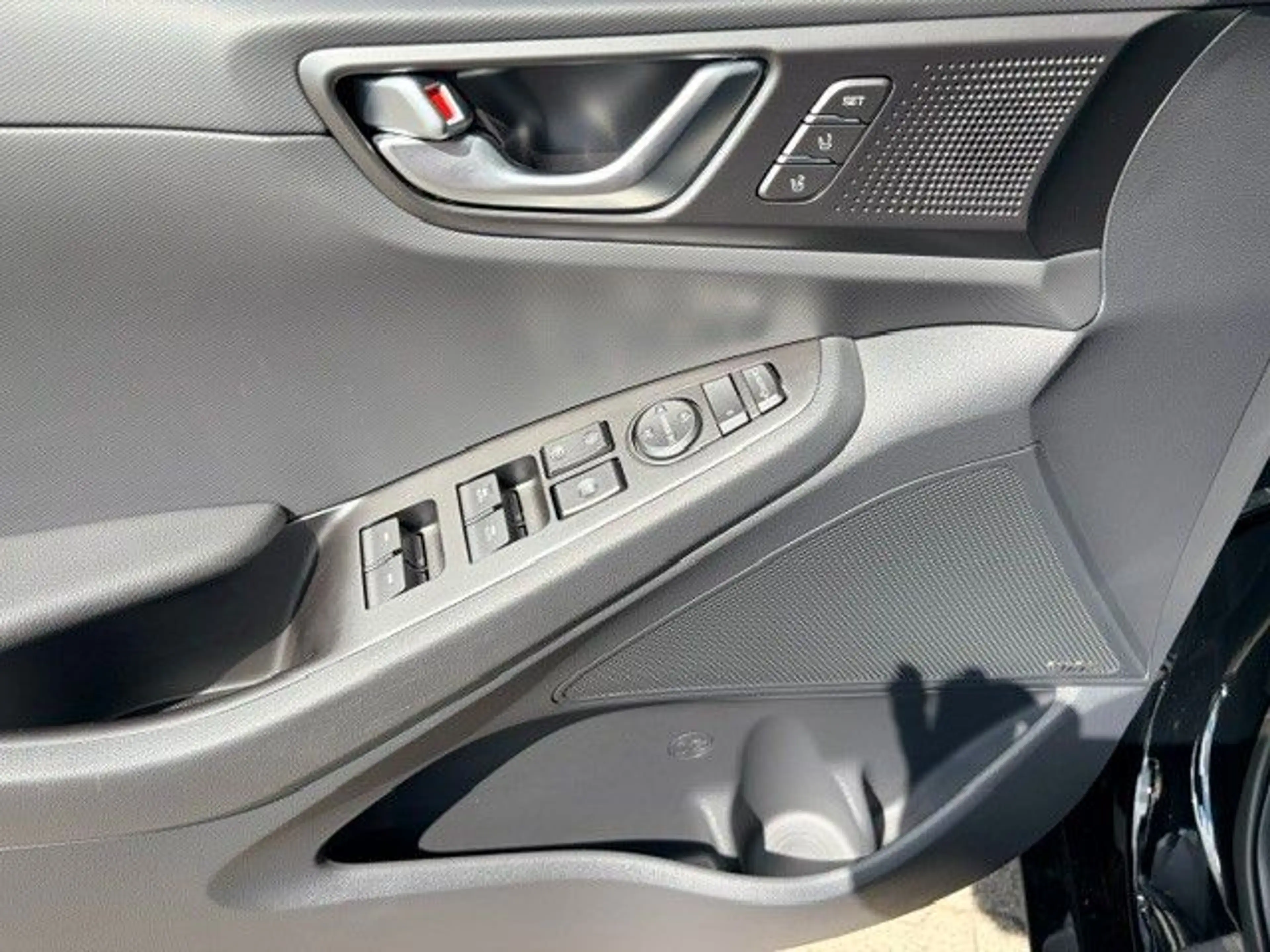 Hyundai IONIQ Ioniq Trend Plug-In Hybrid- RFK-Leder — photo 12