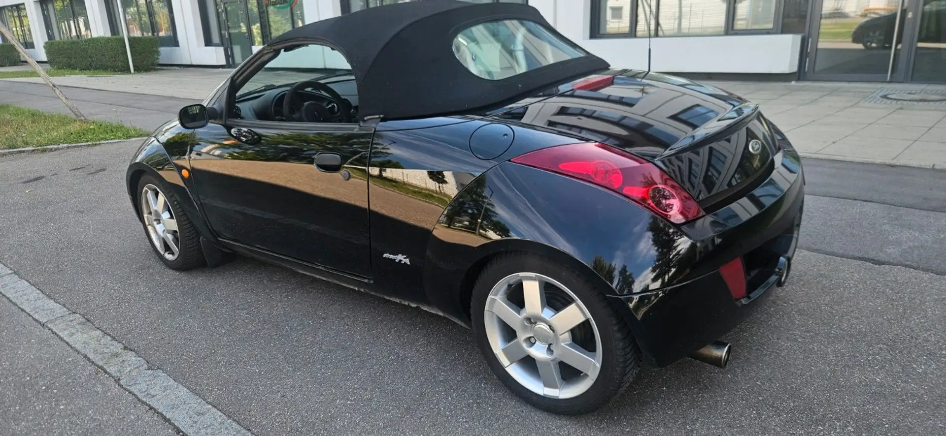 Ford Streetka Elegance Roadster Czarny - 2