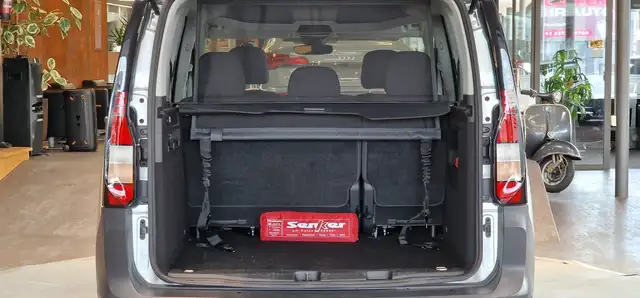 Volkswagen Caddy view 9