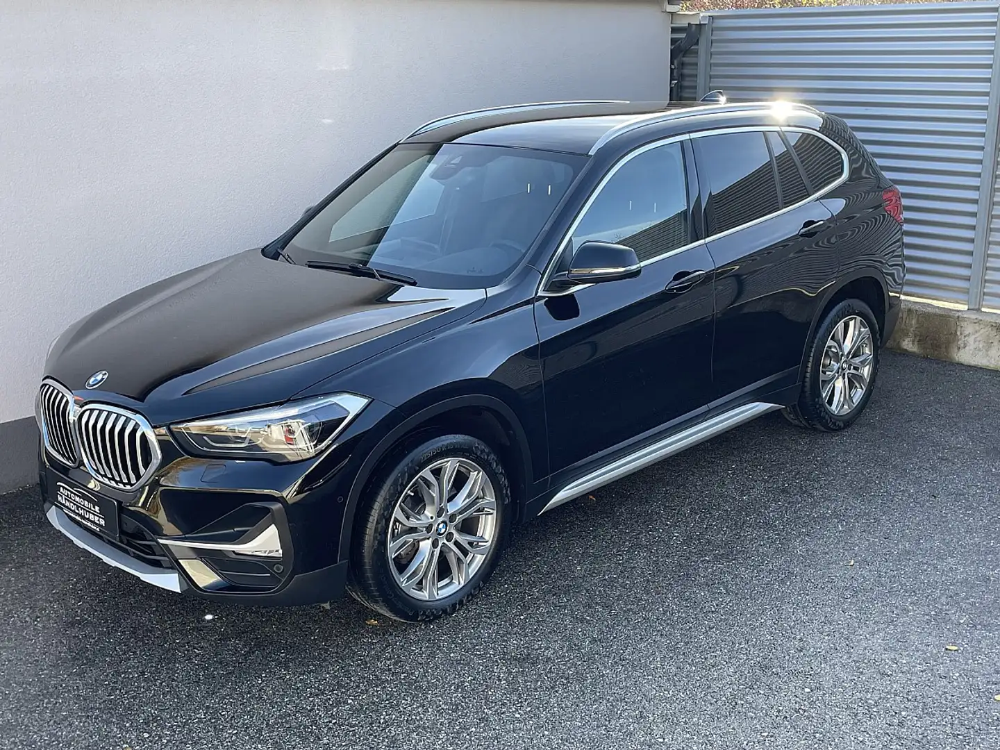 BMW X1 sDrive18d Aut.XLINE/LED/LEDER/ALARM/HIFI/HEADUP... Noir - 2