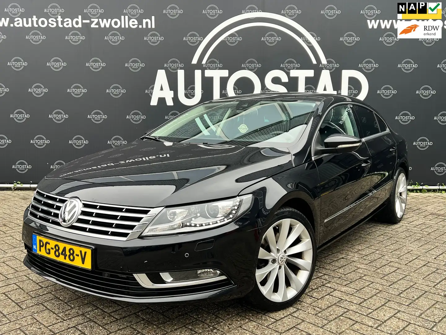 Volkswagen CC 2.0 TDI BlueMotion Automaat/Pano/Navi/NAP/APK/Airc Zwart - 1
