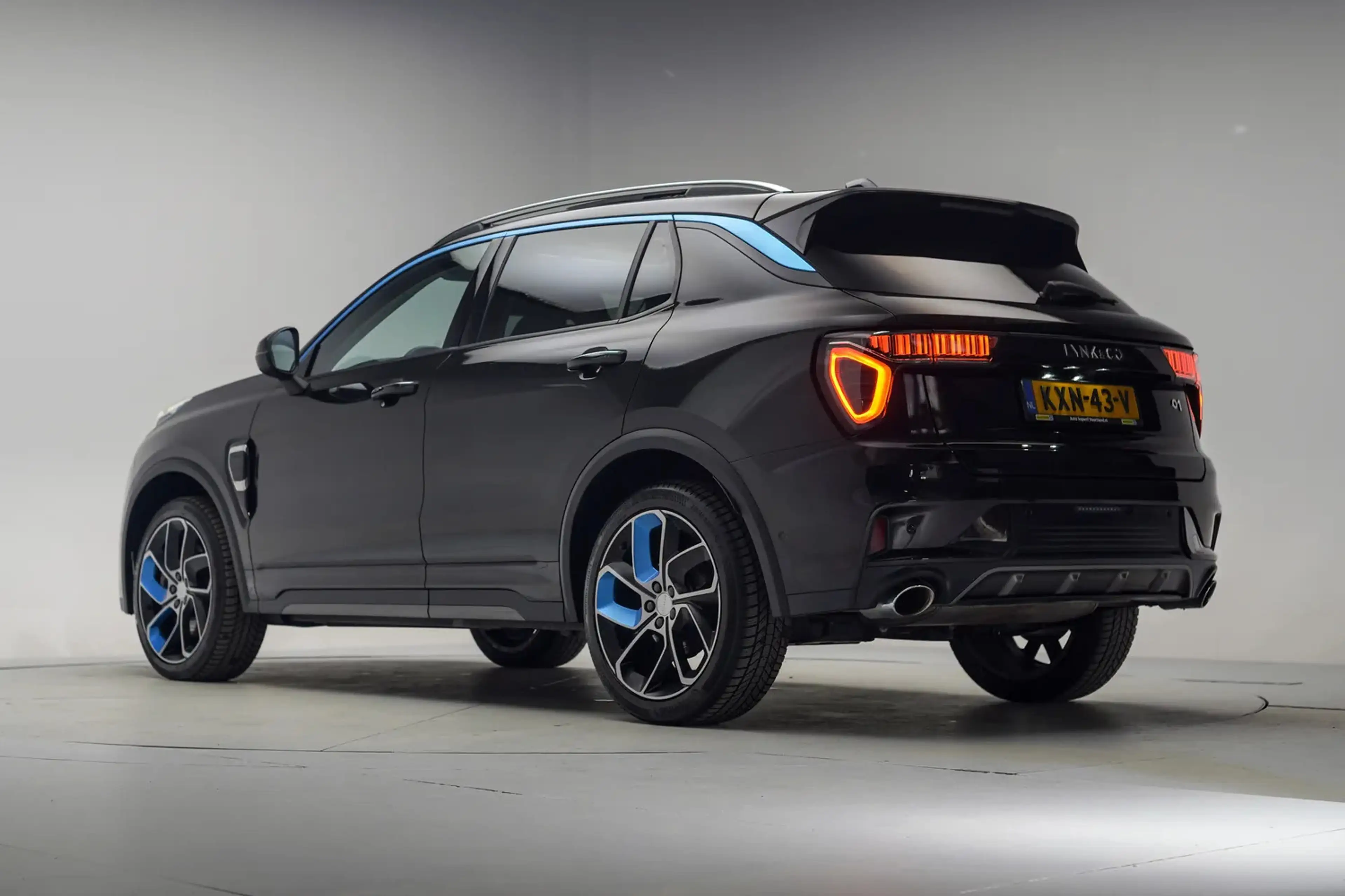 Lynk & Co 01 1.5 PHEV MY22 Zwart 6,6kWh [ SoH 94,7% | 360ºcam A — photo 3