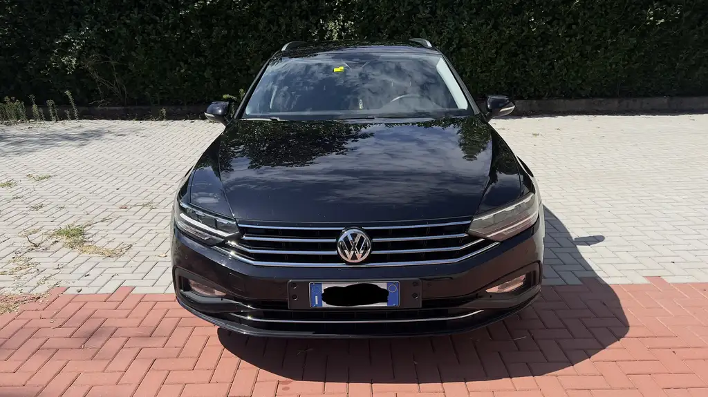 Volkswagen Passat Variant 2019 из Европы — купить под ключ